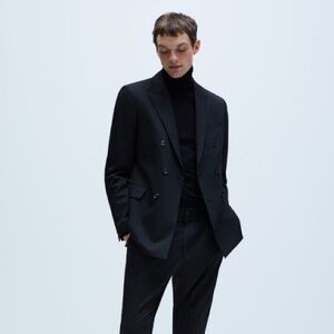 NWT DOUBLE BREASTED STRETCH SHEEN SUIT JACKET
Black 0/1564/433/800/50